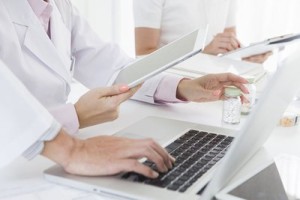 奔走相告，淘宝新品没有流量怎么补单？补单要注意什么呢？淘宝补流量有作用吗安全吗，