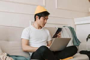 奔走相告,速卖通假货成立会被关店铺么?什么情况会封店?速卖通容易封店吗,